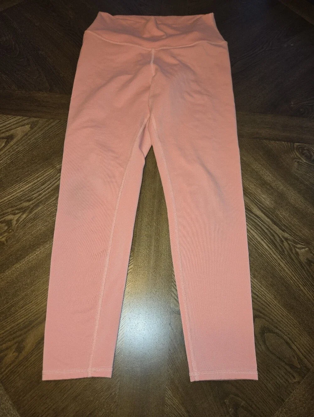Alo Yoga High Waist Airbrush 7/8 Length Legging in Strawberry Lemonade sz MEDIUM